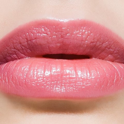 maquillage permanent lèvres pulpeuses